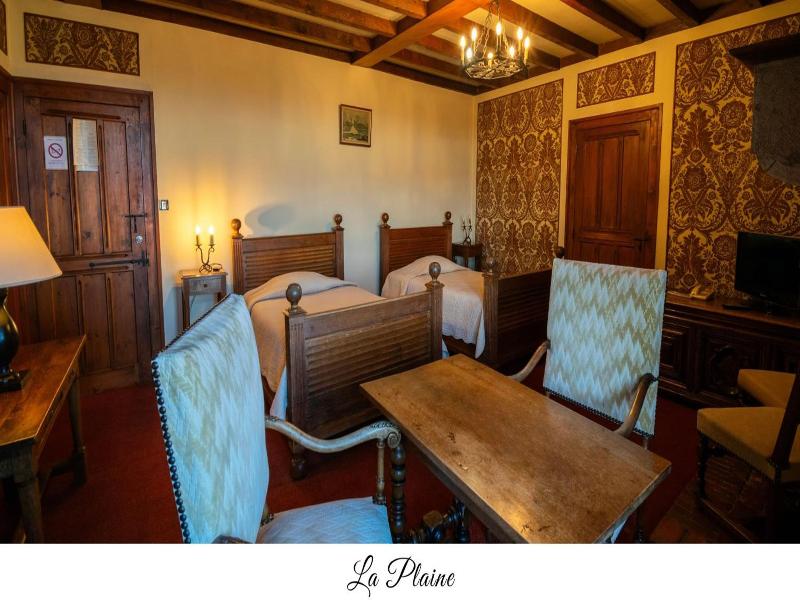 Hostellerie de Pérouges image