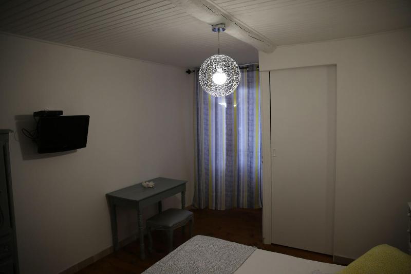 Hotel Restaurant Les Pins image