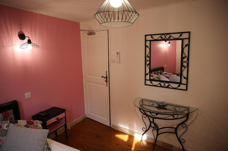 Hotel Restaurant Les Pins image