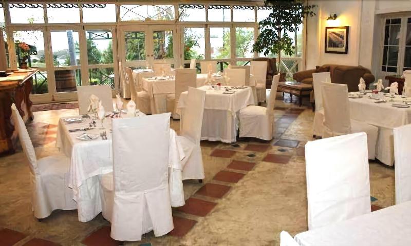 Riebeek Valley Hotel