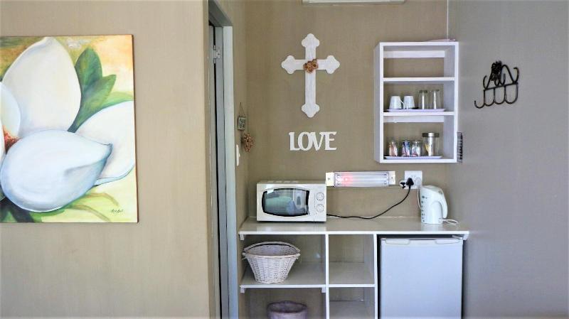 Indigo Moon Guesthouse image