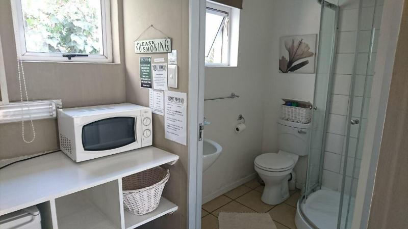 Indigo Moon Guesthouse image