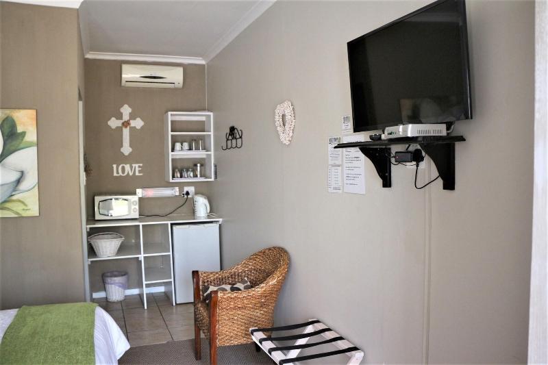 Indigo Moon Guesthouse image