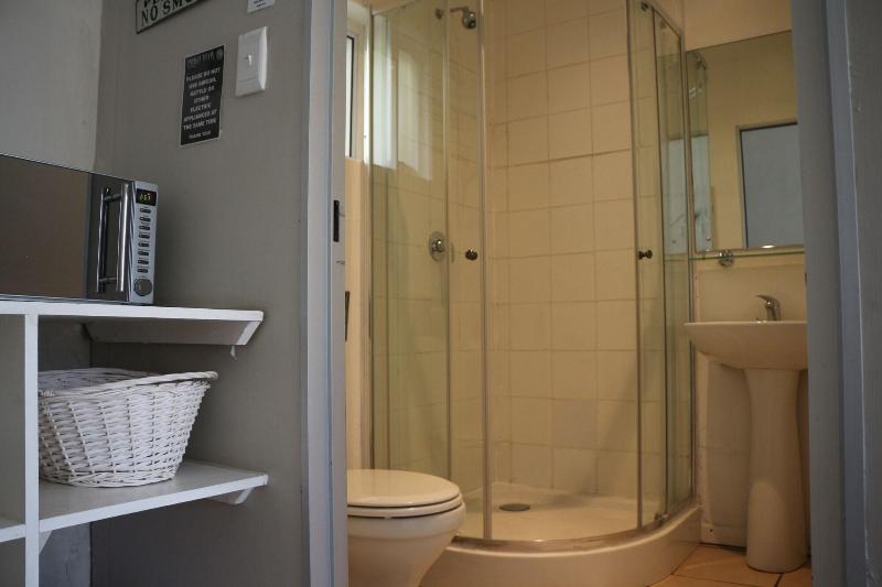 Indigo Moon Guesthouse image