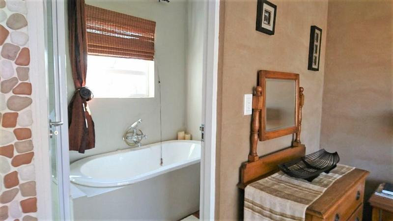 Indigo Moon Guesthouse image