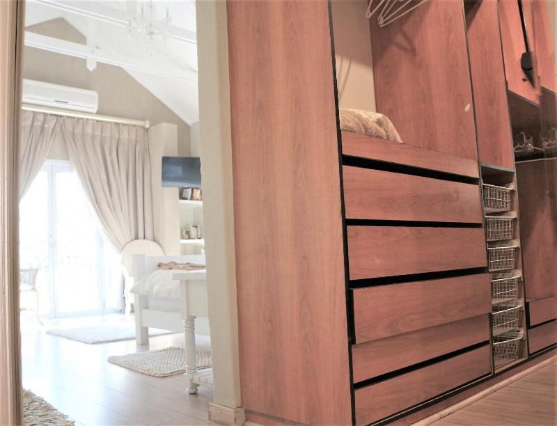 Indigo Moon Guesthouse image