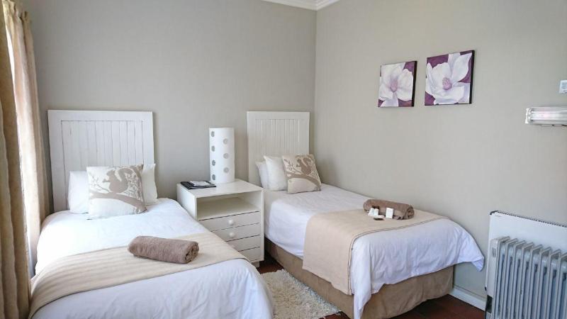 Indigo Moon Guesthouse image