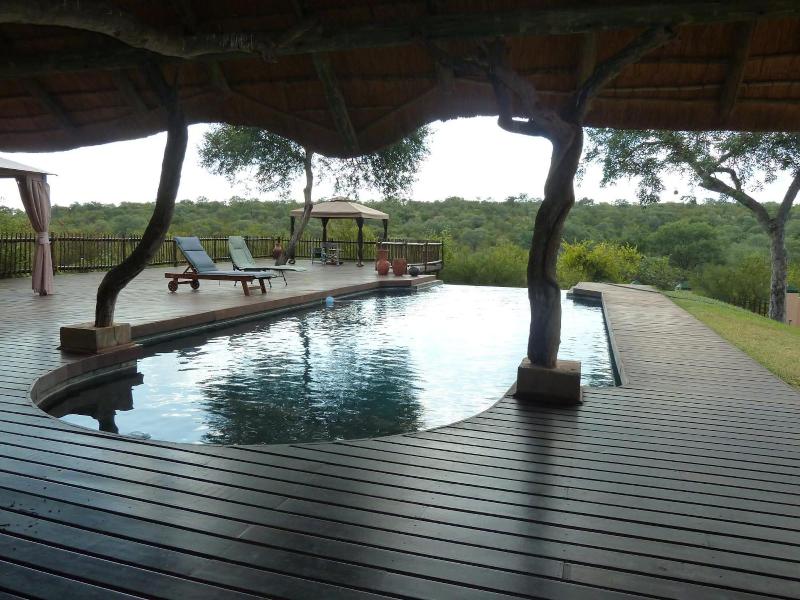 Muweti Bush Lodge image