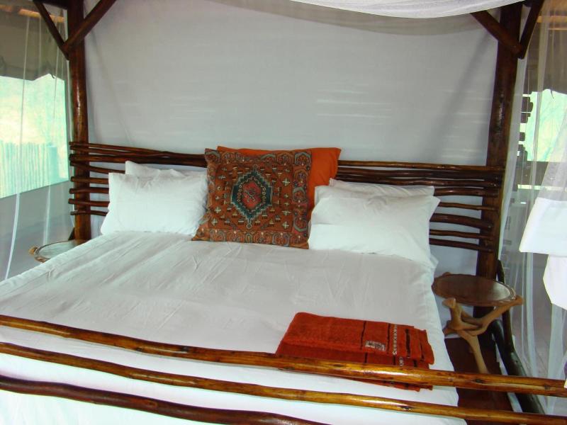 Muweti Bush Lodge image