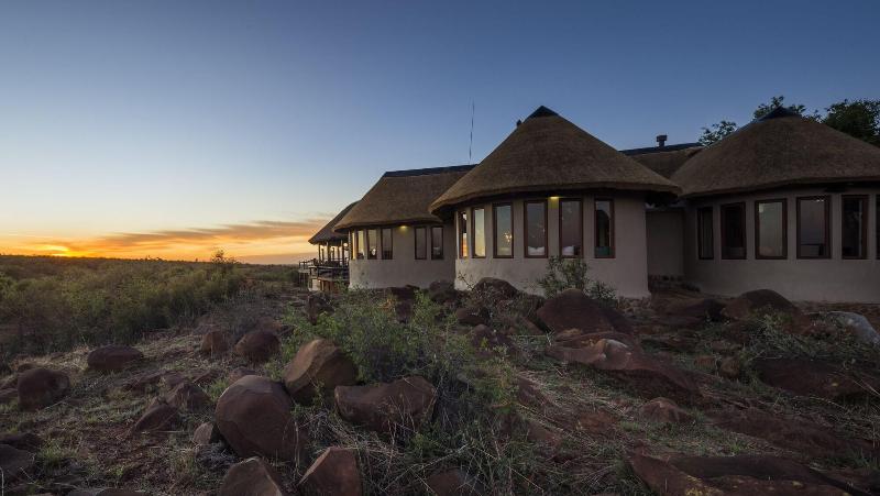 Bona Bona Game Lodge — exterior view