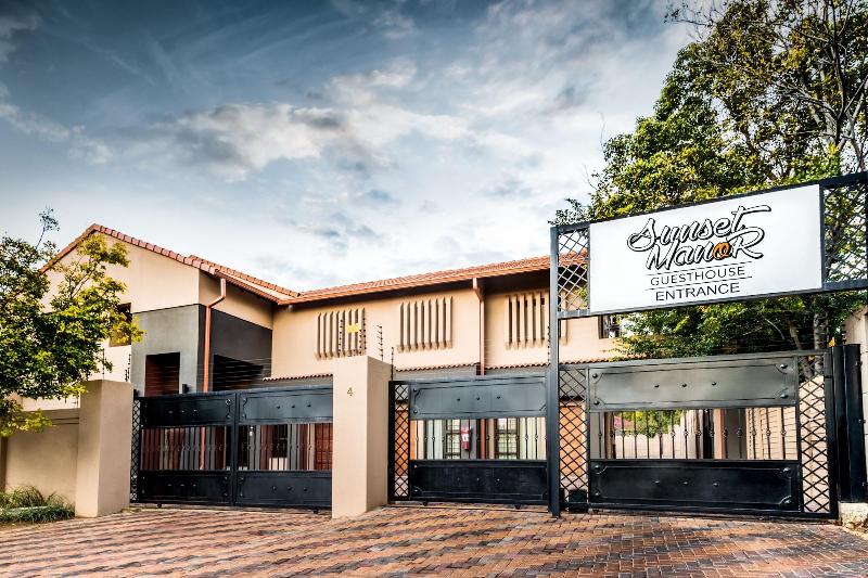 Sunset Manor Guest House image