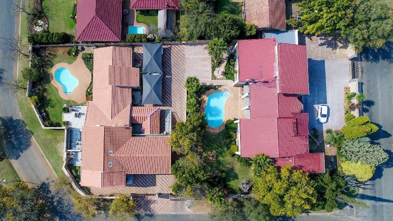 Sunset Manor Guest House image