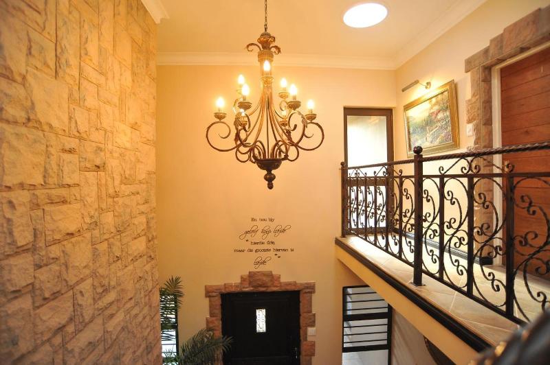 Sunset Manor Guest House image