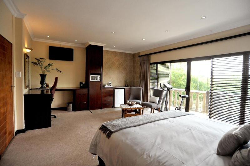 Sunset Manor Guest House image