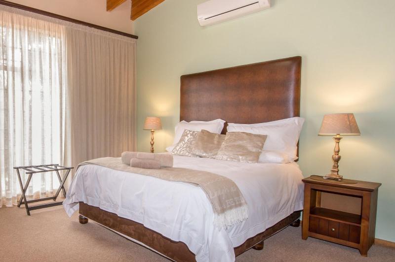 Sunset Manor Guest House image
