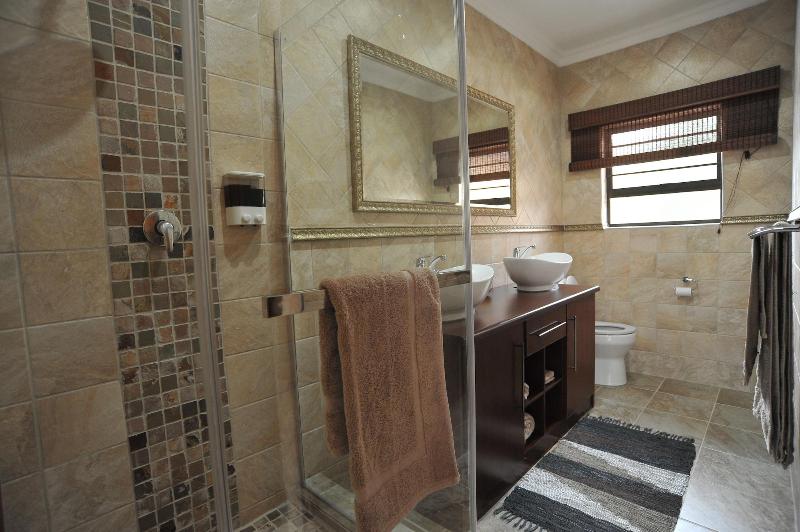 Sunset Manor Guest House image