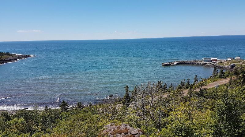 Whale Cove Inn