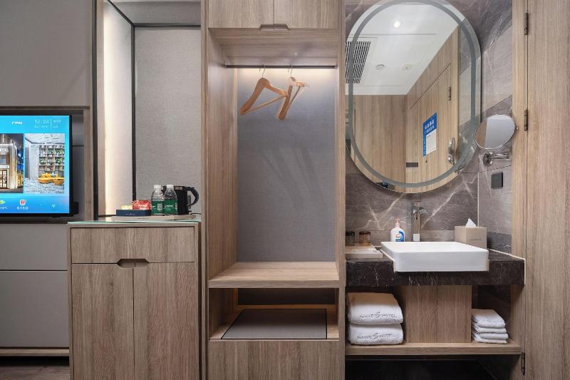 Naive S Hotel image