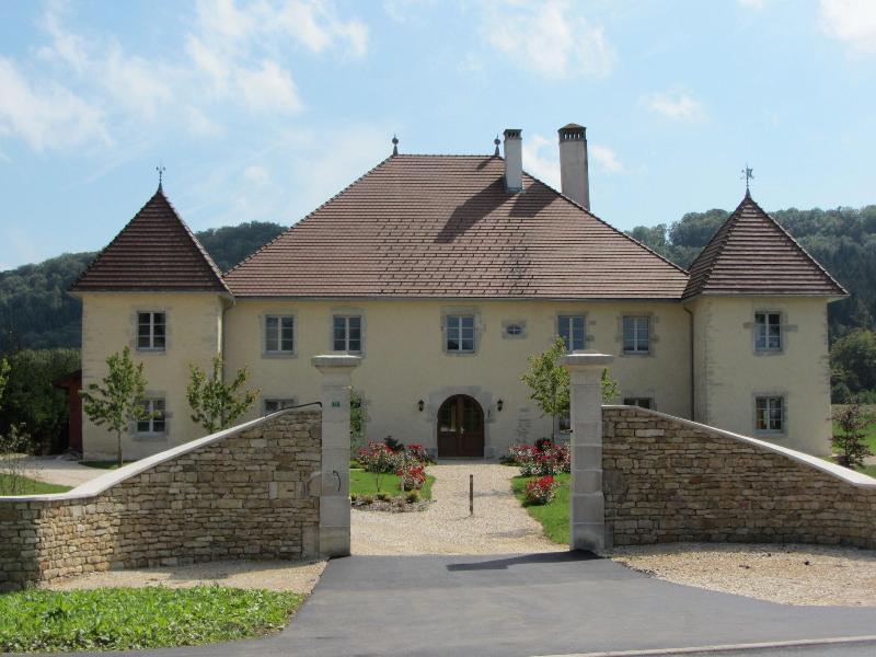 Le Relais Des Deux Tours image
