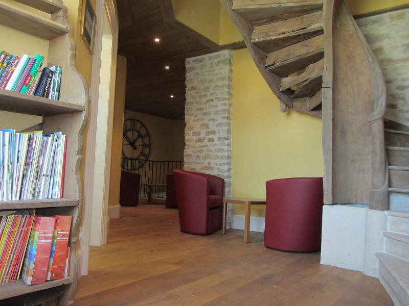 Le Relais Des Deux Tours image