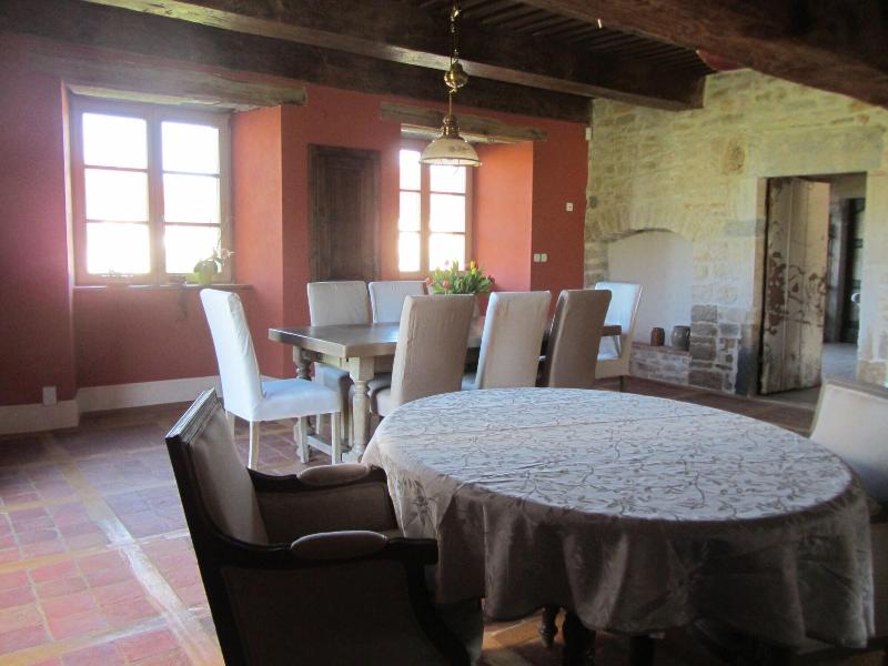 Le Relais Des Deux Tours image