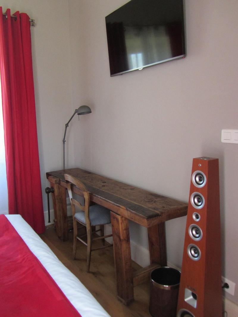 Le Relais Des Deux Tours image