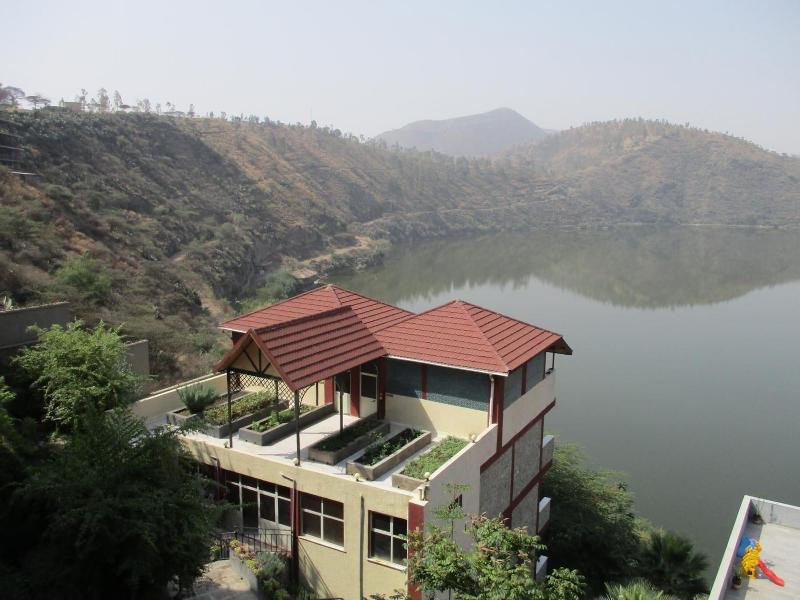 Asham Africa Hotel And Resort image