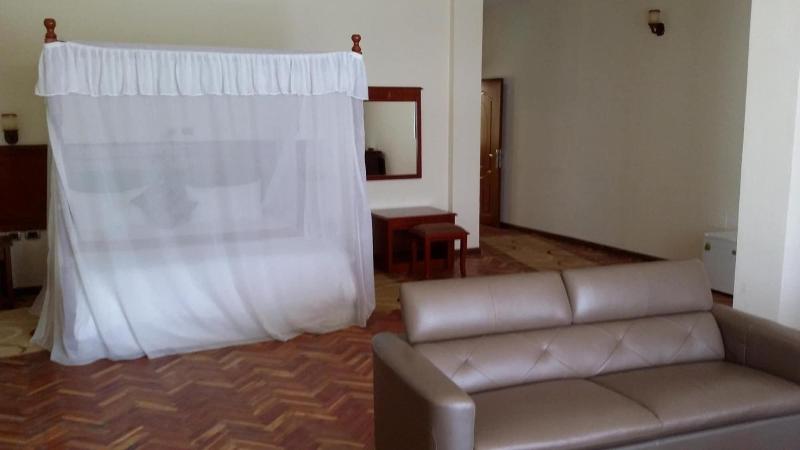 Asham Africa Hotel And Resort image