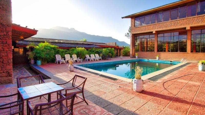 Lal Hotel And Spa image