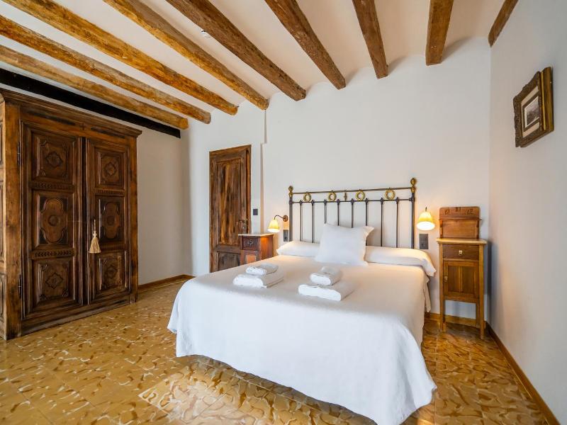 Lo Palauet De La Muralla image