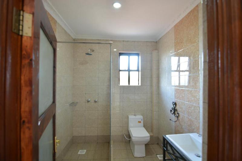 Bubbles Hotel Thika image