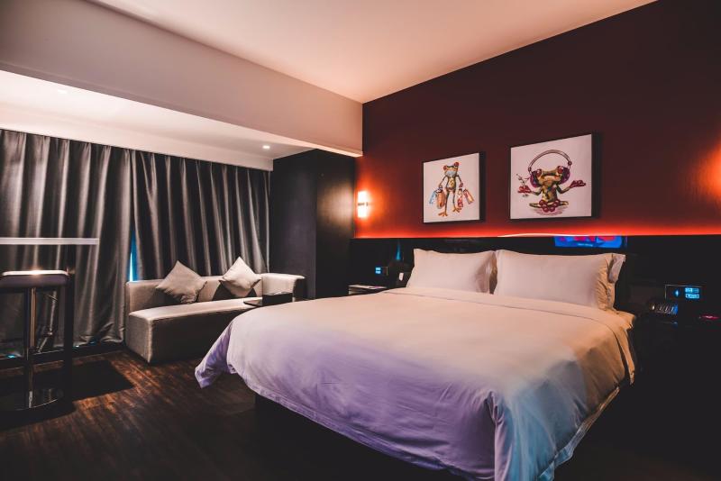 M Hotel image