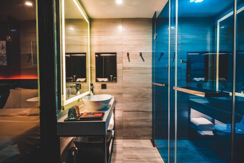 M Hotel image
