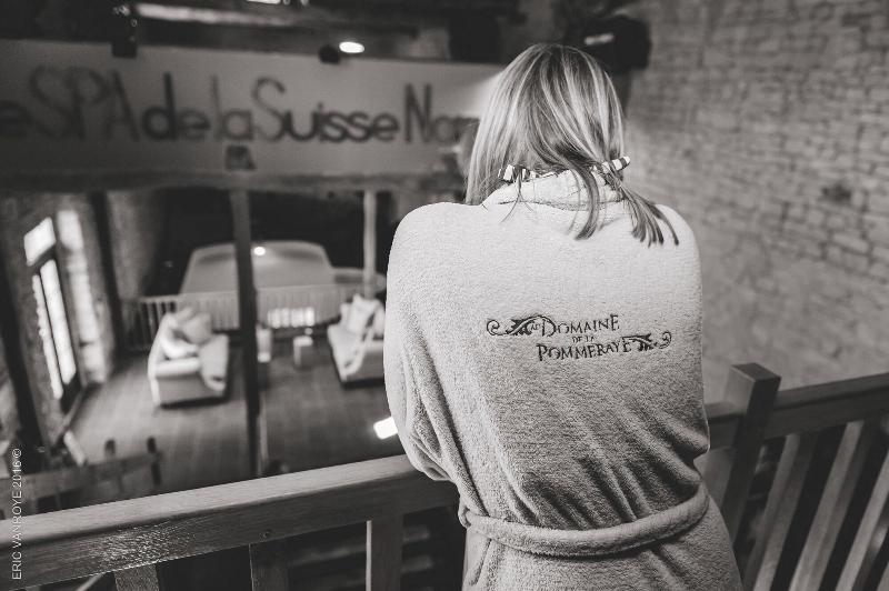 Au Domaine de la Pommeraye & Spa image