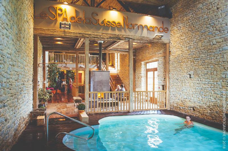 Au Domaine de la Pommeraye & Spa image