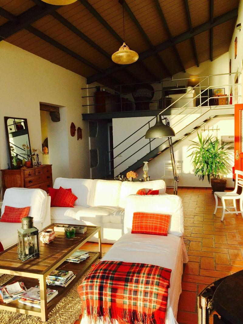 Serreta Island Home Al image
