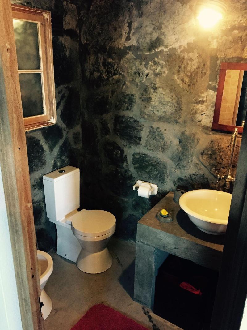 Serreta Island Home Al image