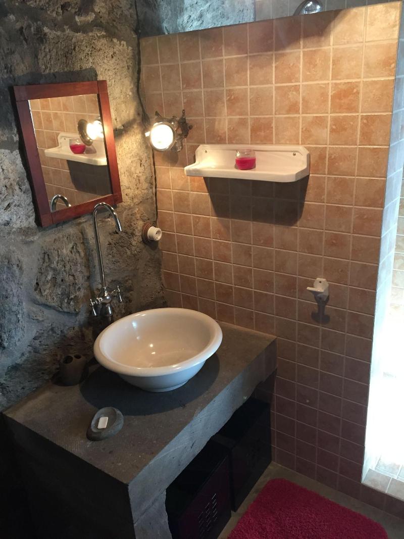 Serreta Island Home Al image