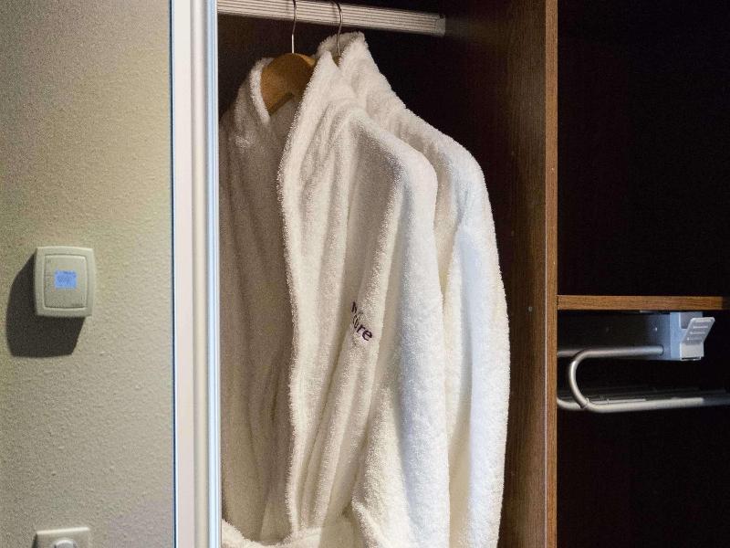 Mercure Cayenne Royal Amazonia Hotel image