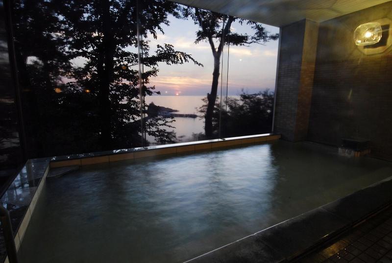 Shiretoko Yuhi No Ataruie Onsen Hostel image