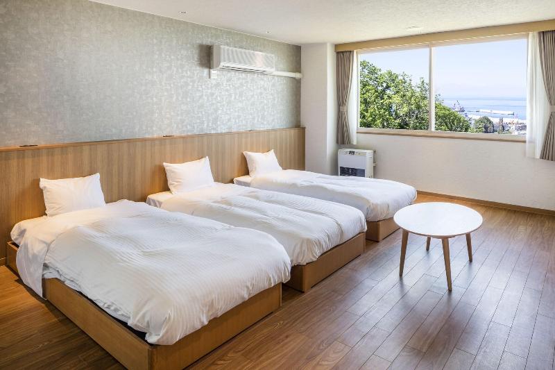 Shiretoko Yuhi No Ataruie Onsen Hostel image