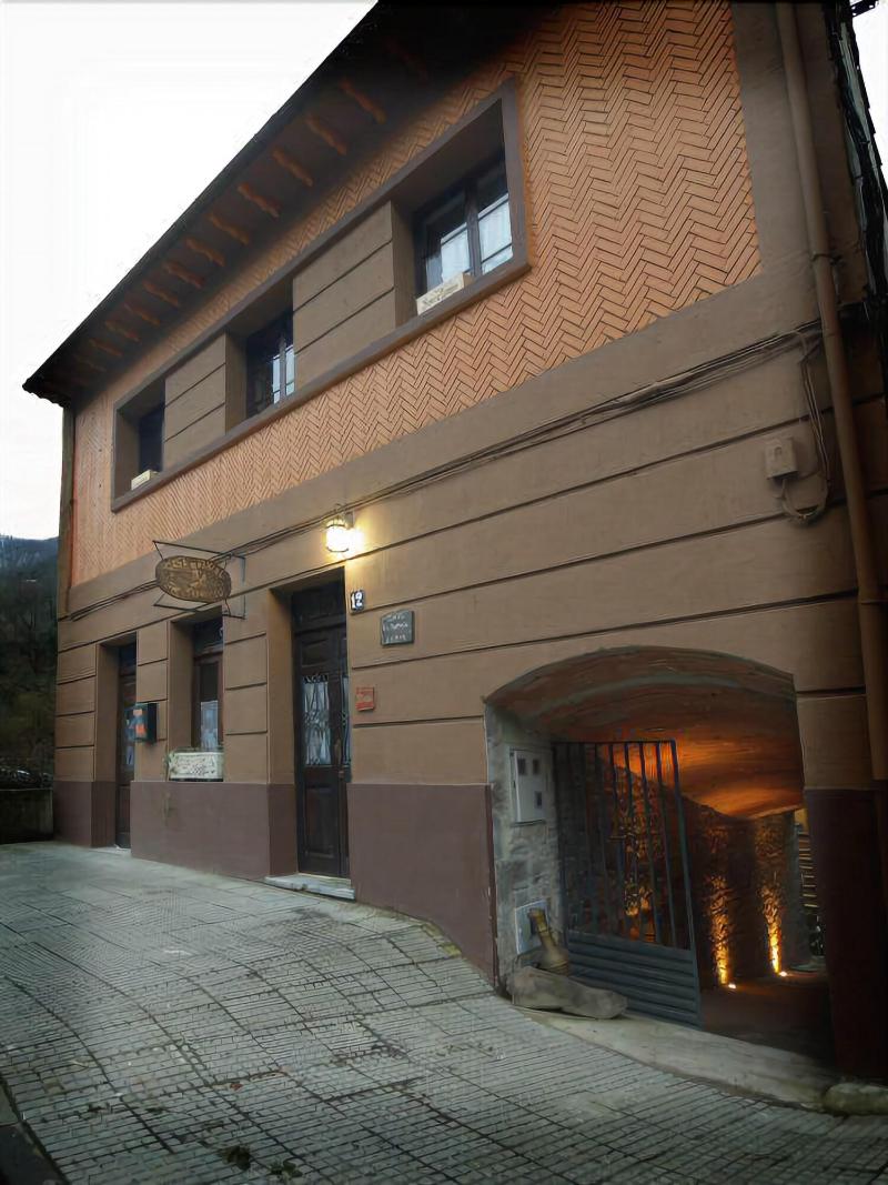 Casa Rural El Sumiciu image