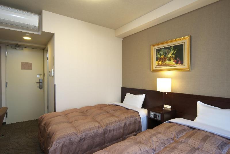 Hotel Route-Inn Mitsukaido Ekimae image
