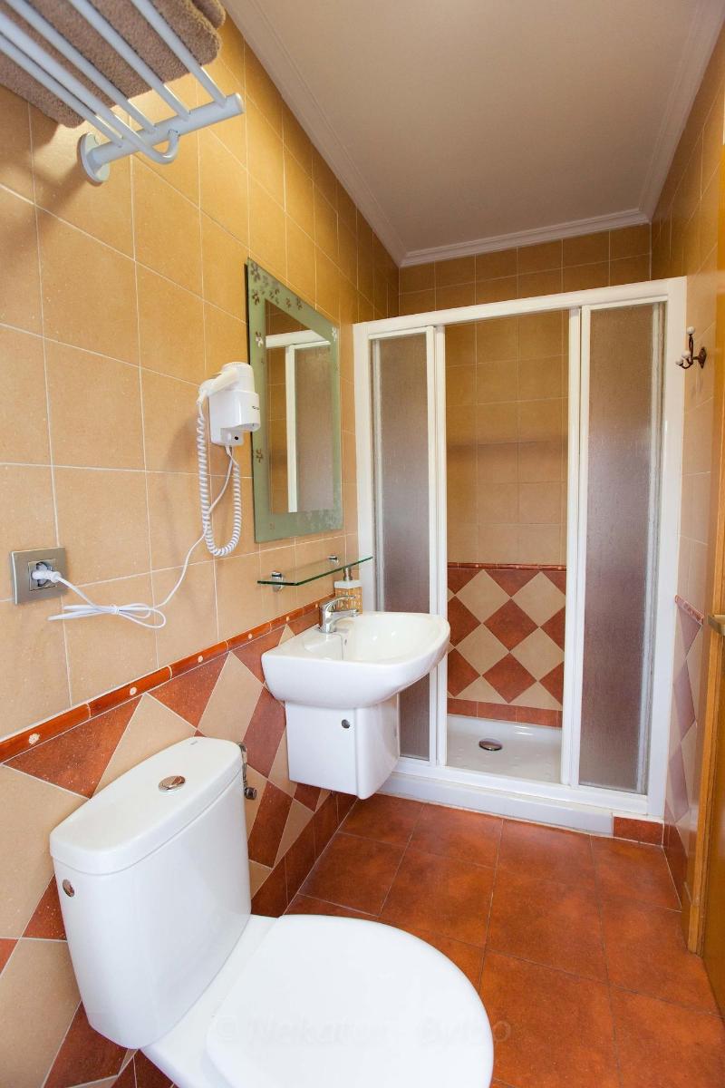 Casa Rural De Pobes Lagun Etxea image