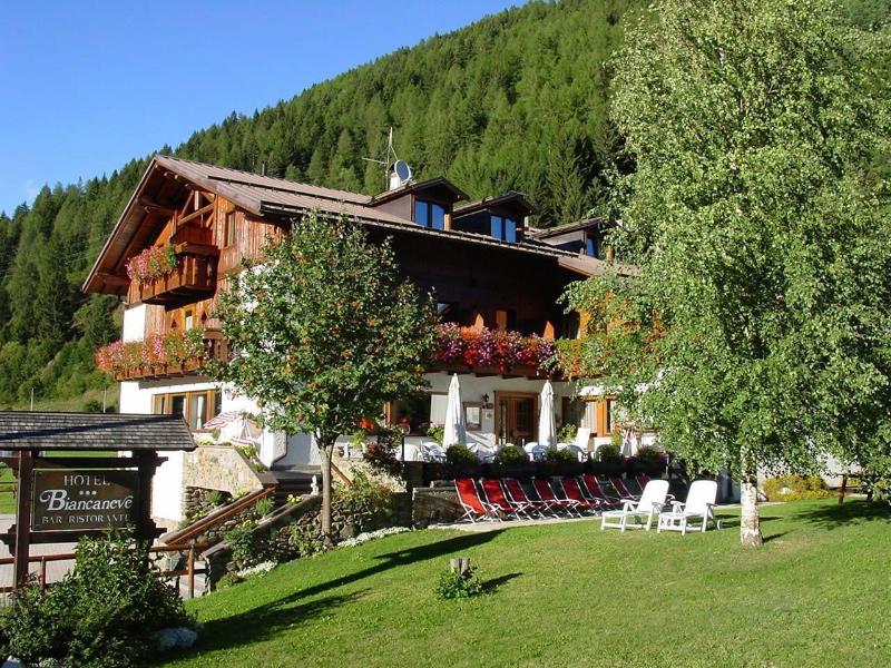 Hotel Biancaneve image