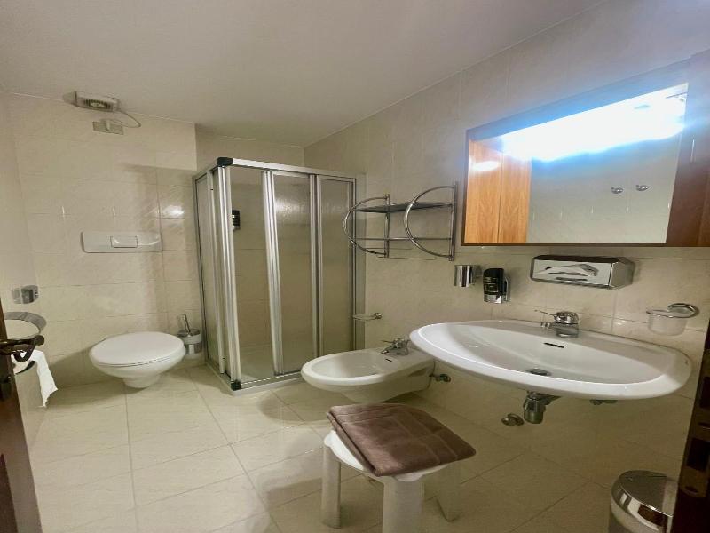 Hotel Biancaneve image