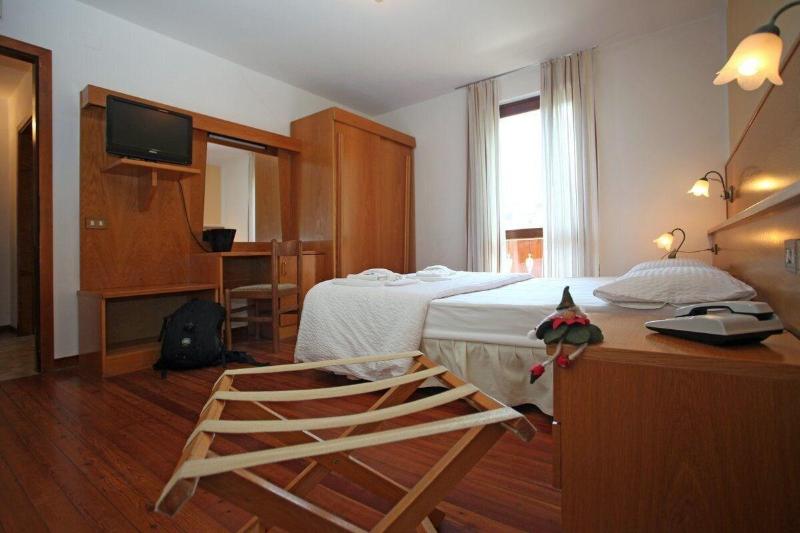 Hotel Biancaneve image