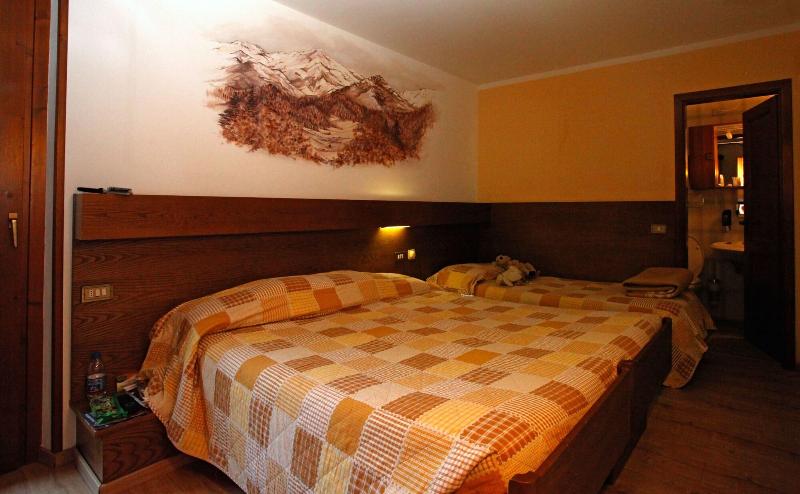 Hotel Biancaneve image