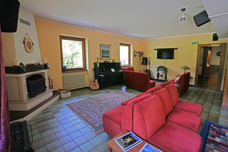 Hotel Biancaneve image