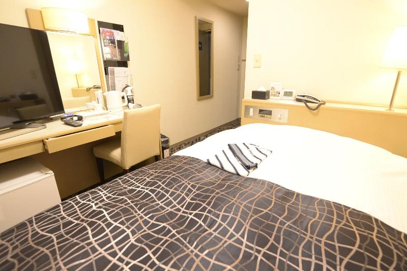 Apa Hotel Isehara-Ekimae image